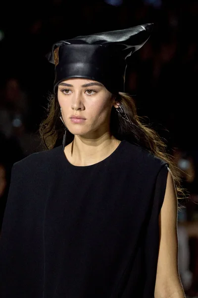 Look 89